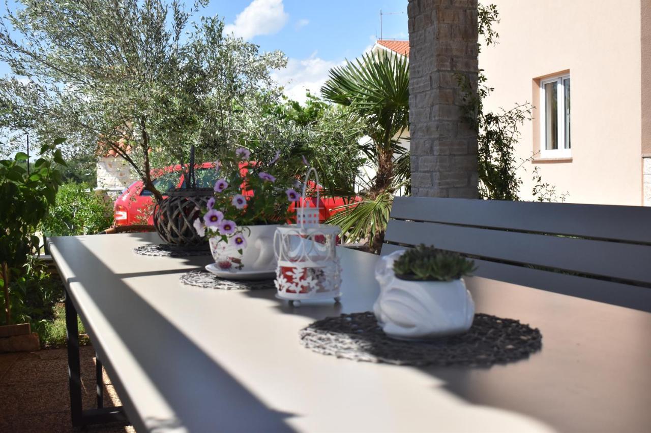 Apartment Lavanda 2 Porec Bagian luar foto