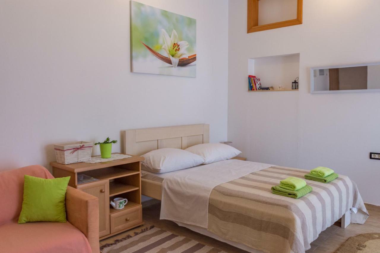 Apartment Lavanda 2 Porec Bagian luar foto