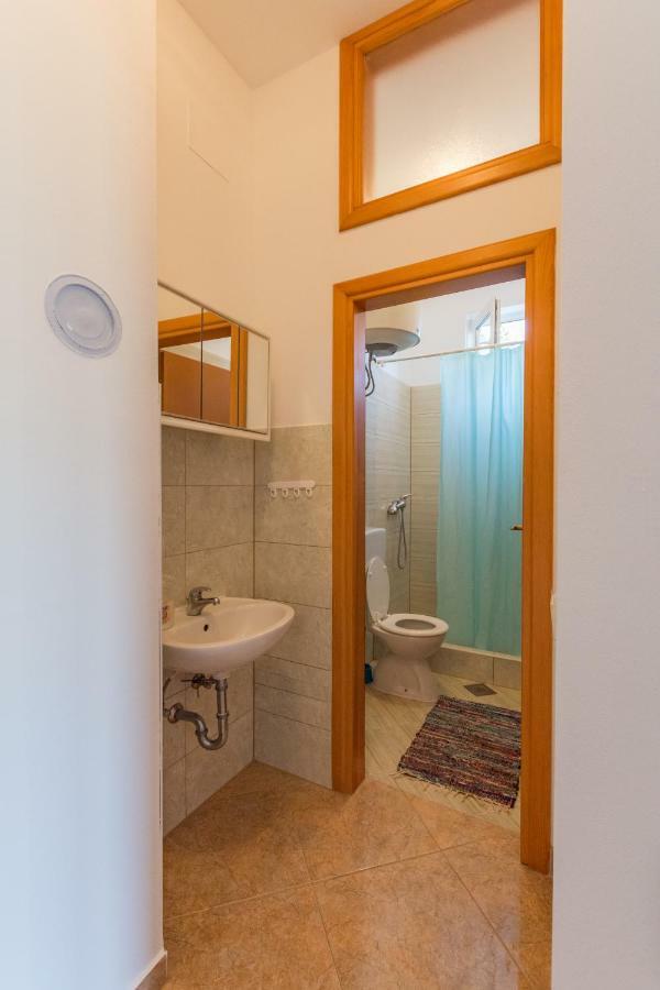 Apartment Lavanda 2 Porec Bagian luar foto