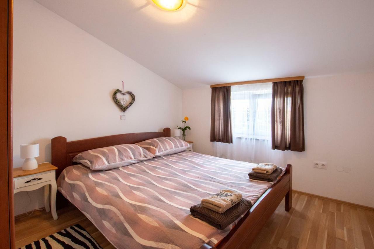 Apartment Lavanda 2 Porec Bagian luar foto