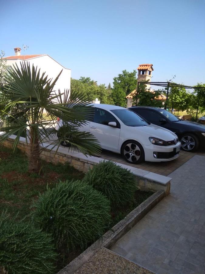 Apartment Lavanda 2 Porec Bagian luar foto